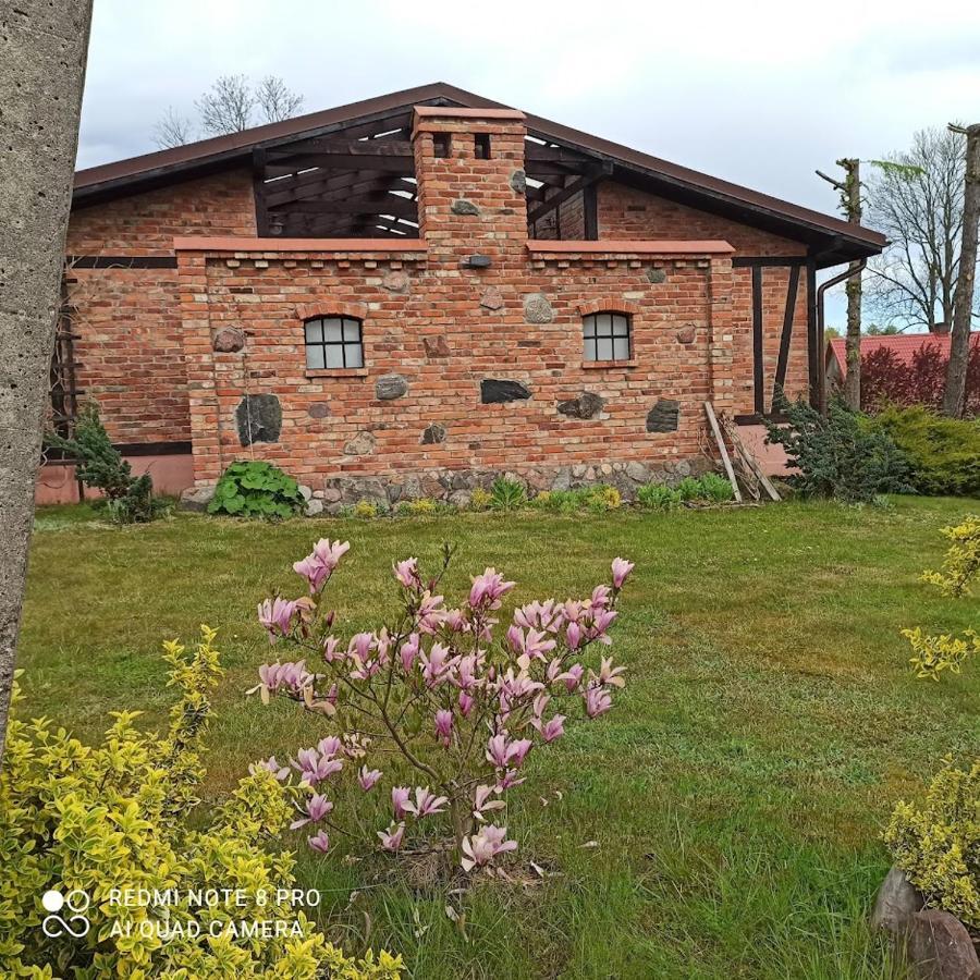 Dom Goscinny Przy Jeziorze Gardna Wielka Exterior foto