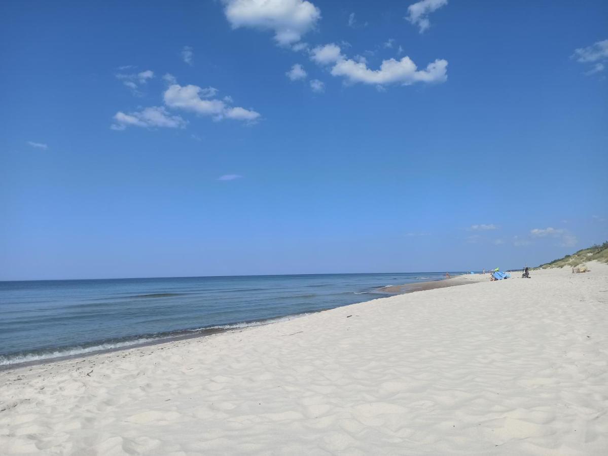 Dom Goscinny Przy Jeziorze Gardna Wielka Exterior foto